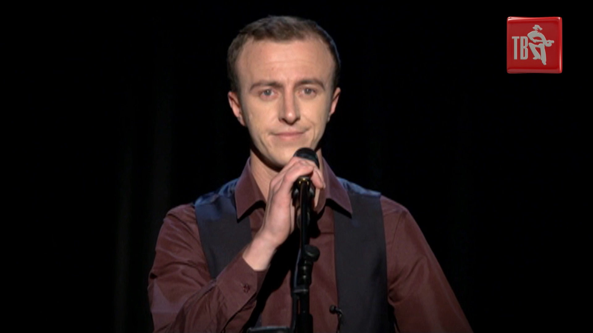 Гоша ГРАЧЕВСКИЙ - ЛЯ ФАМ ФАТАЛЬ.avi_snapshot_00.00_[2025.12.08_13.40.26]